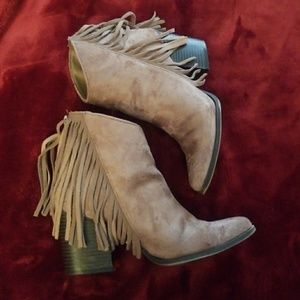 Fringe Boots